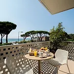 La Menado 3* Cavalaire-sur-Mer