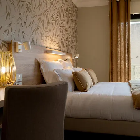 La Menado Отель Кавалер-сюр-Мер