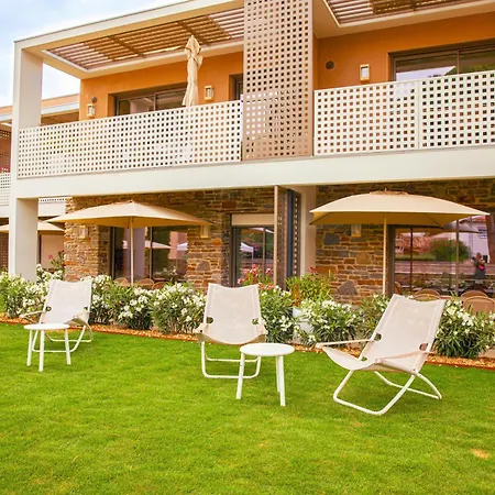 Hotel La Menado 3*