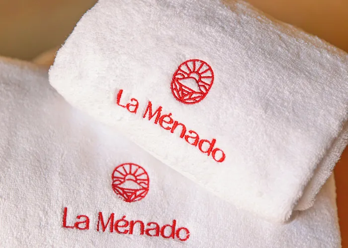 La Menado فندق كافالير سور مير
